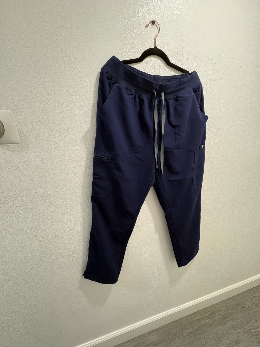 FIGS High-Waisted Yola Scrub Pants Women’s PETITE XL - NAVY